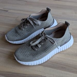 ILSE‎ JACOBSEN Women's Tulip Sneaker (Sz EU 36, US 6)